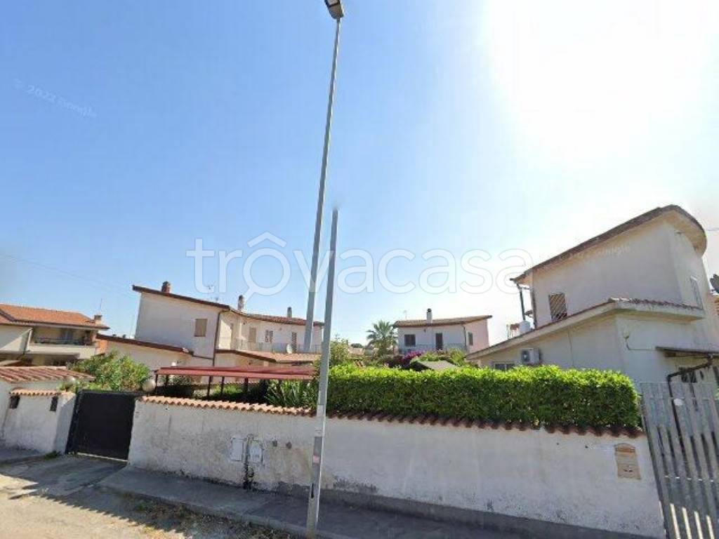 casa indipendente in vendita ad Ardea in zona Nuova California