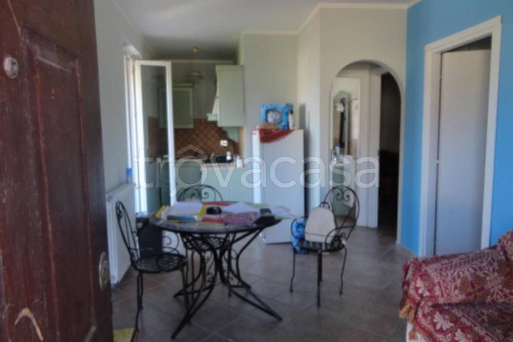 appartamento in vendita ad Ardea in zona Marina di Ardea