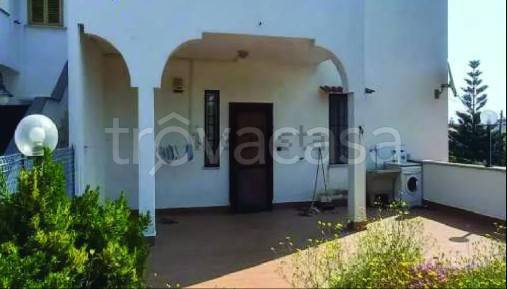 casa indipendente in vendita ad Ardea in zona Nuova California