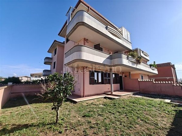 appartamento in vendita ad Ardea