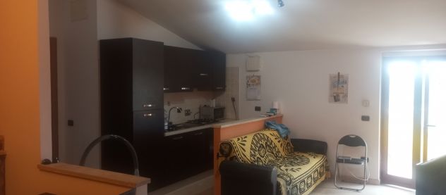 appartamento in vendita ad Ardea in zona Castagnetta