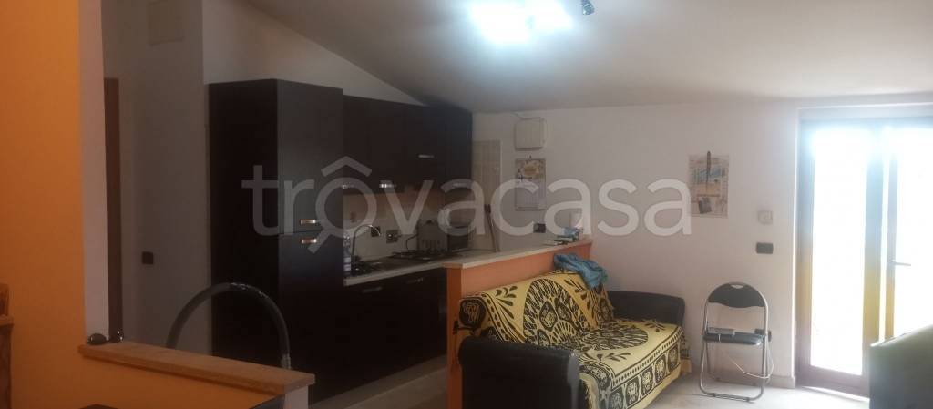 appartamento in vendita ad Ardea in zona Castagnola