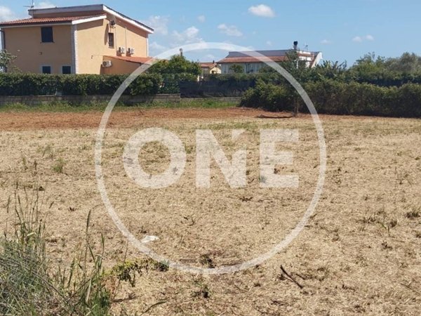 terreno agricolo in vendita ad Ardea in zona Marina di Ardea