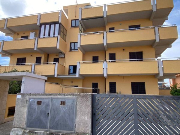 appartamento in vendita ad Ardea in zona Marina di Ardea