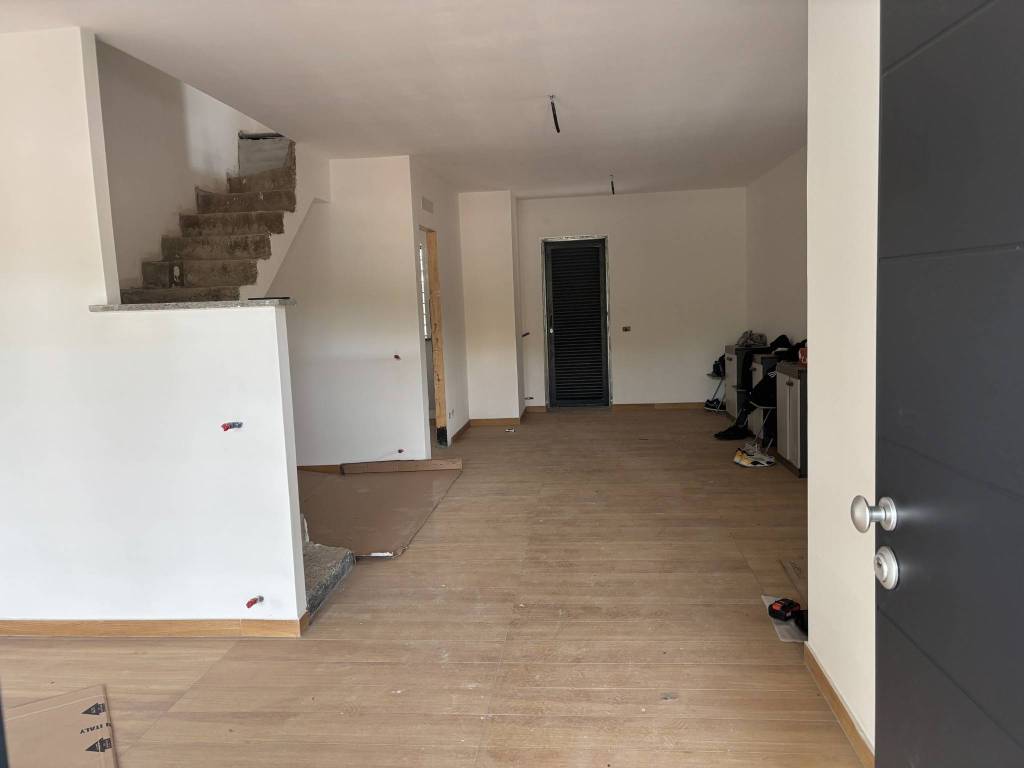 casa indipendente in vendita ad Ardea in zona Lido dei Pini