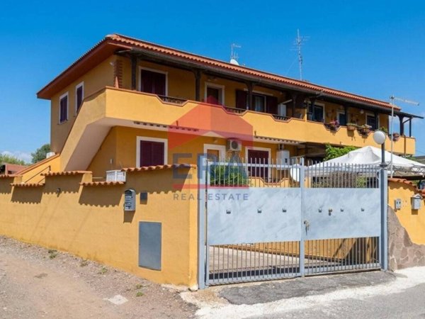 appartamento in vendita ad Ardea in zona Castagnetta