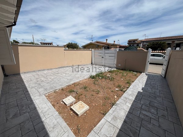 casa indipendente in vendita ad Ardea