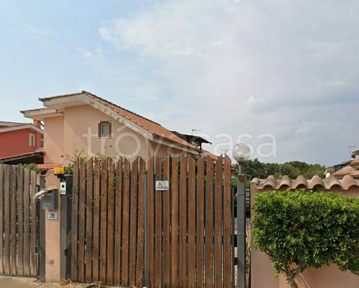 casa indipendente in vendita ad Ardea in zona Nuova Florida