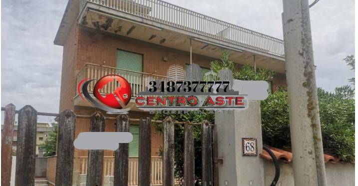 appartamento in vendita ad Ardea in zona Marina di Ardea