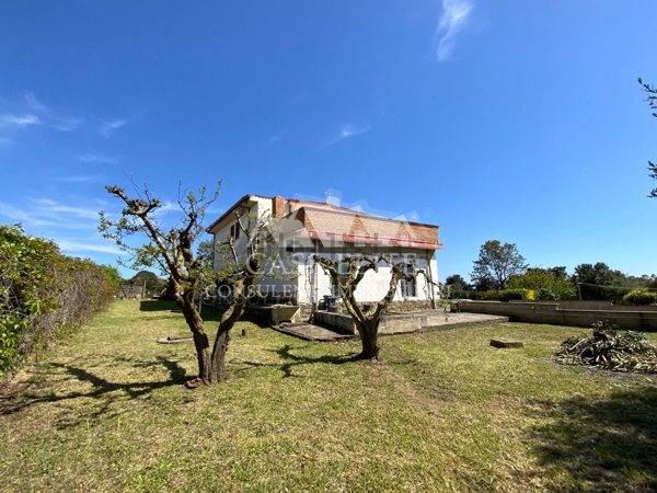 casa indipendente in vendita ad Ardea