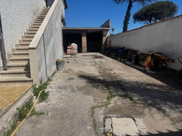 appartamento in vendita ad Ardea in zona Banditella