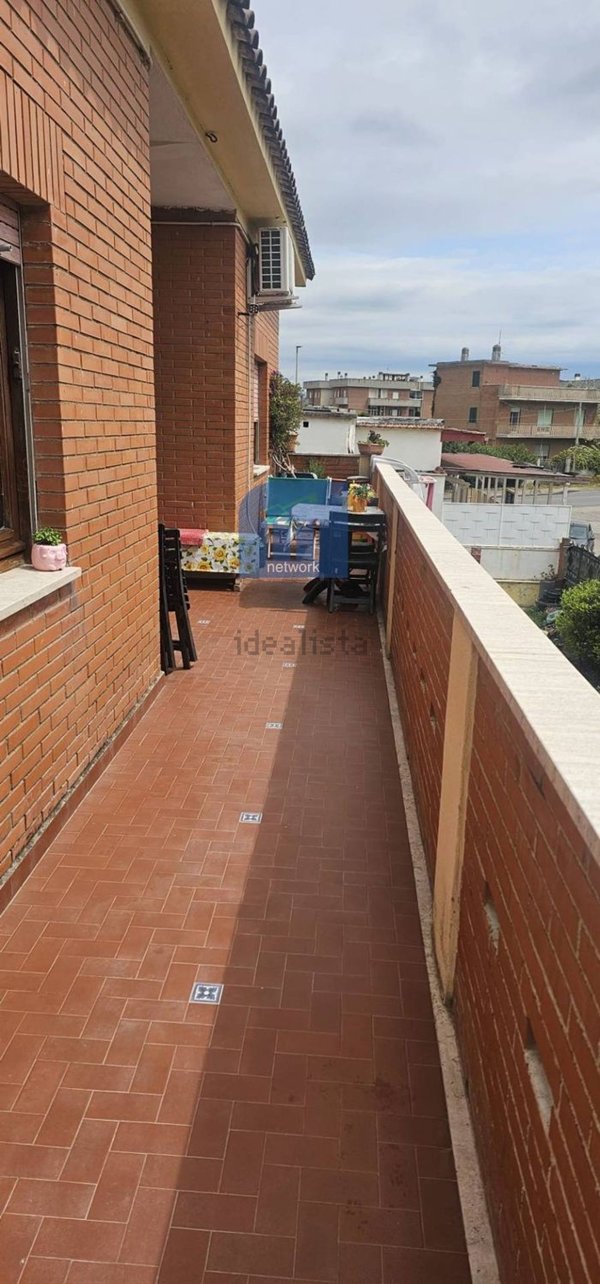 appartamento in vendita ad Ardea in zona Marina di Ardea