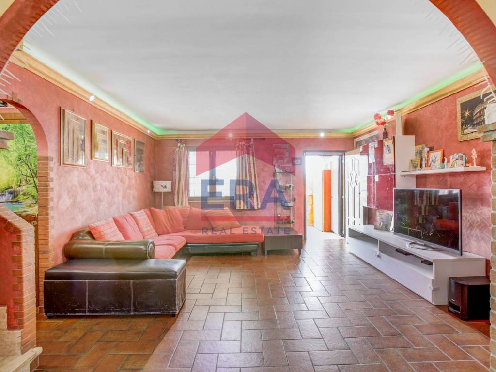 casa indipendente in vendita ad Ardea in zona Marina di Ardea