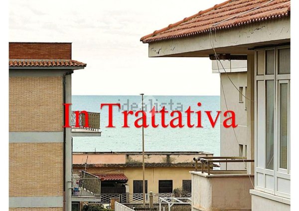 appartamento in vendita ad Ardea in zona Marina di Ardea