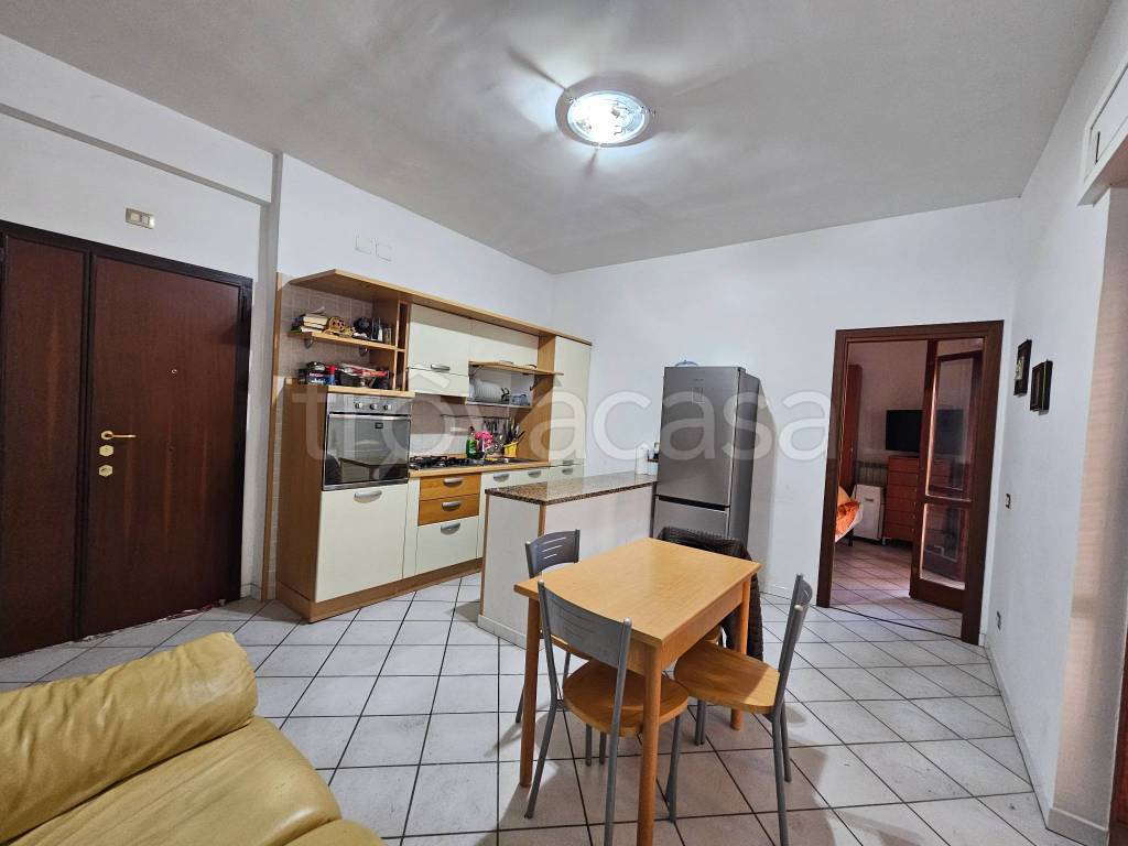 appartamento in vendita ad Ardea in zona Marina di Ardea