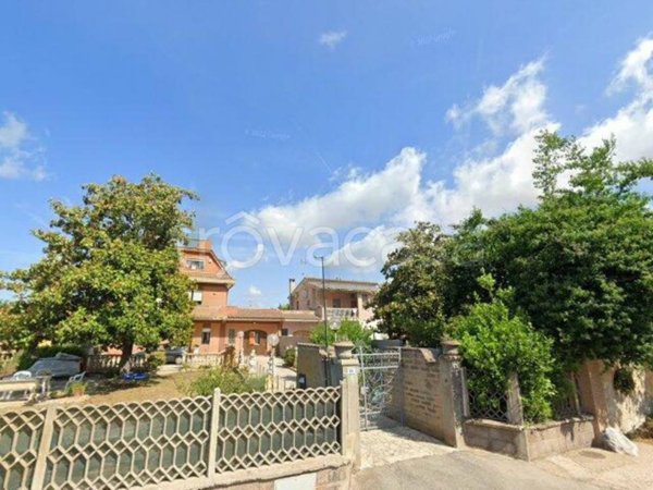 casa indipendente in vendita ad Ardea in zona Banditella