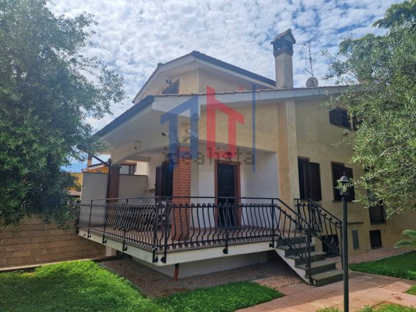 casa indipendente in vendita ad Ardea in zona Nuova Florida