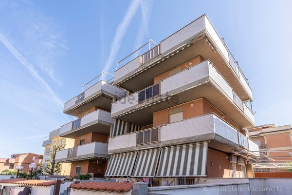 appartamento in vendita ad Ardea in zona Marina di Ardea