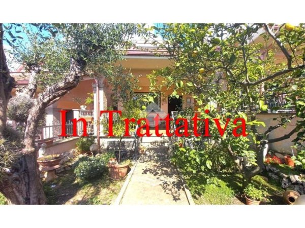 casa indipendente in vendita ad Ardea in zona Nuova Florida
