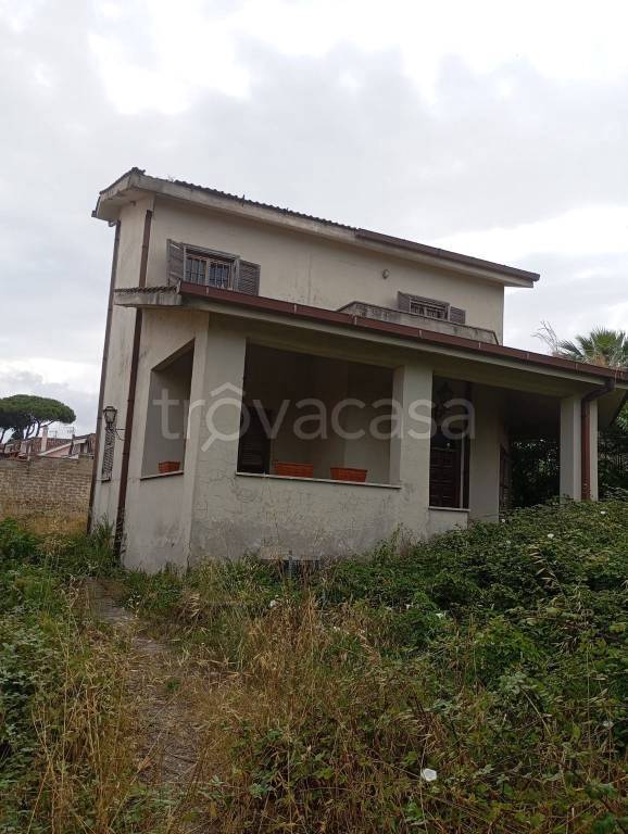 casa indipendente in vendita ad Ardea in zona Nuova Florida