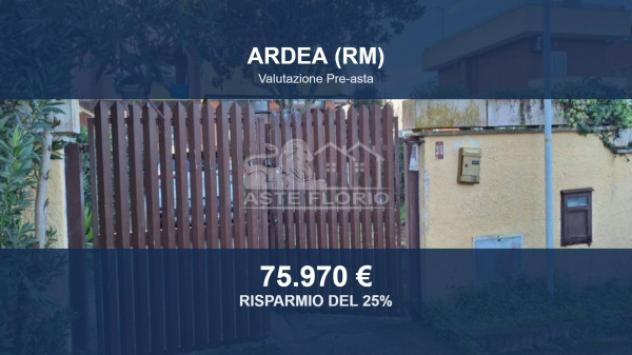 casa indipendente in vendita ad Ardea in zona Lido dei Pini