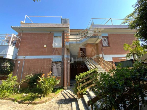 appartamento in vendita ad Ardea in zona Marina di Ardea