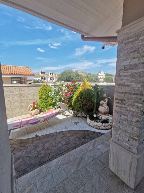 casa indipendente in vendita ad Ardea