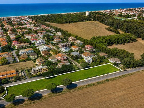 terreno agricolo in vendita ad Ardea