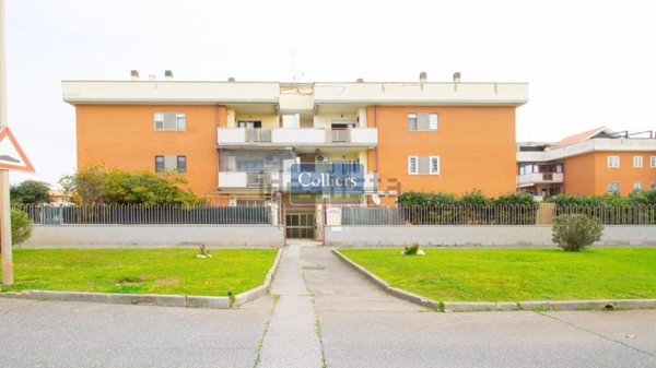 appartamento in vendita ad Ardea in zona Marina di Ardea