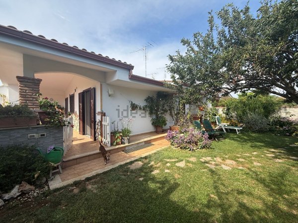 casa indipendente in vendita ad Ardea