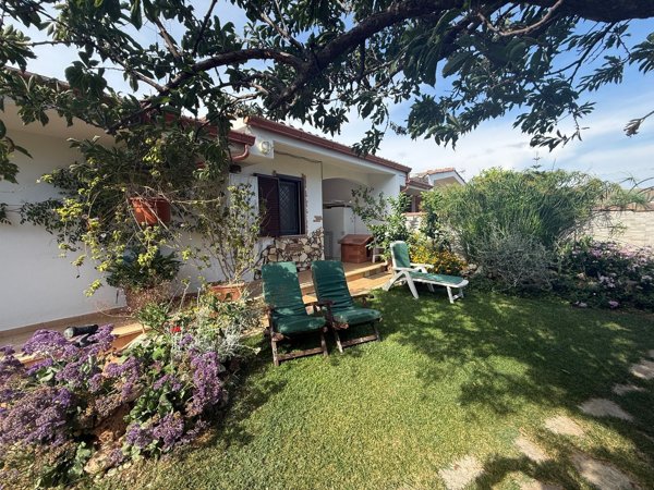 casa indipendente in vendita ad Ardea
