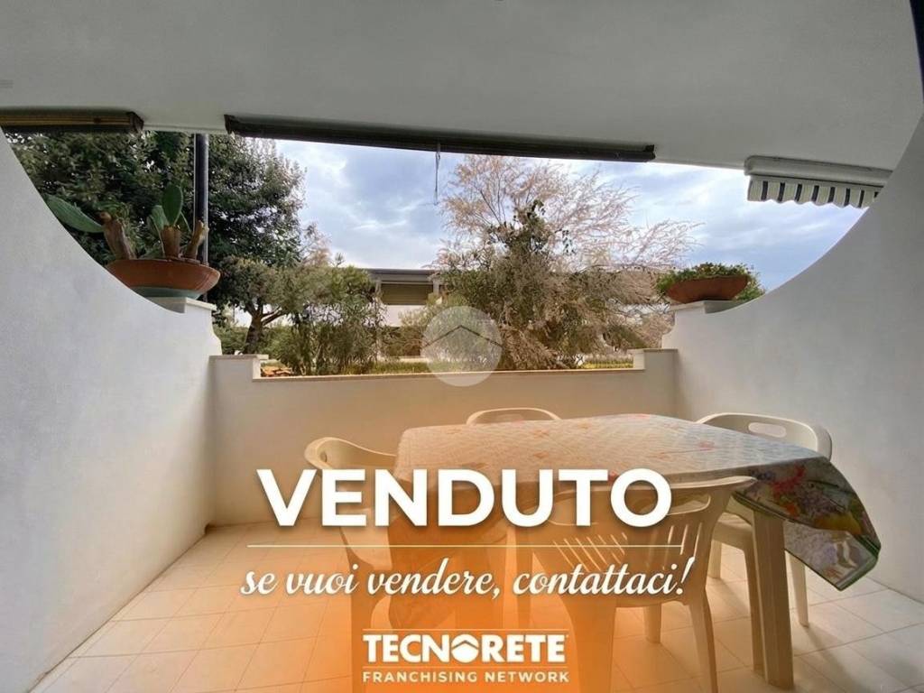 appartamento in vendita ad Ardea in zona Nuova California
