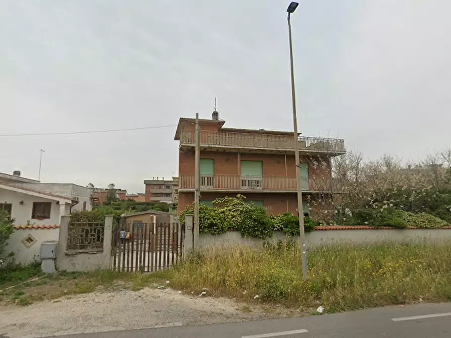 appartamento in vendita ad Ardea in zona Marina di Ardea