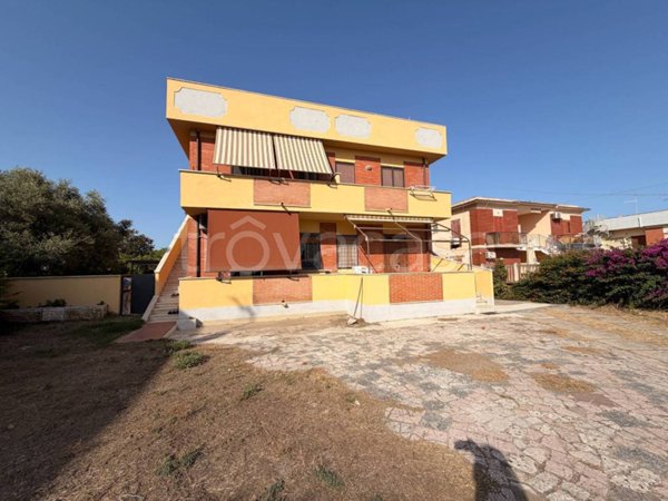 appartamento in vendita ad Ardea in zona Marina di Ardea