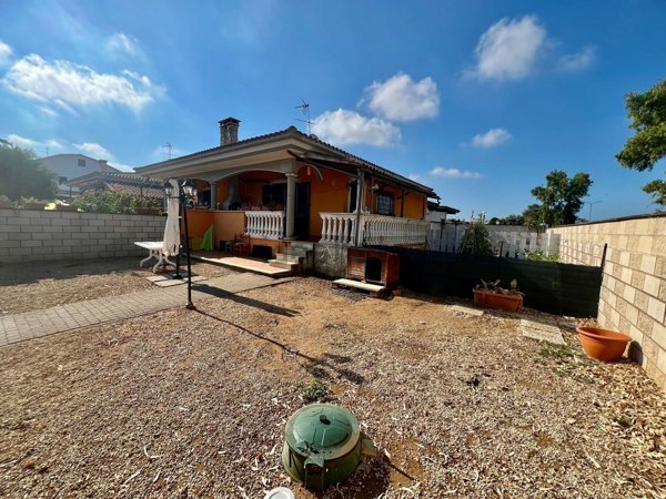 casa indipendente in vendita ad Ardea