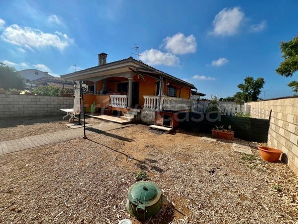 casa indipendente in vendita ad Ardea in zona Nuova Florida