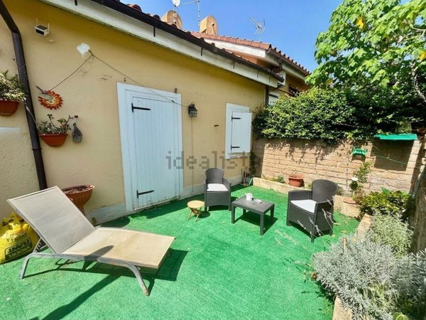 casa indipendente in vendita ad Ardea