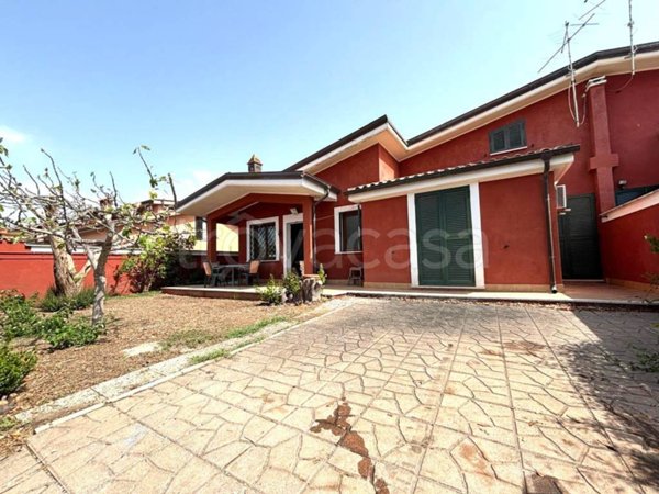 casa indipendente in vendita ad Ardea in zona Marina di Ardea