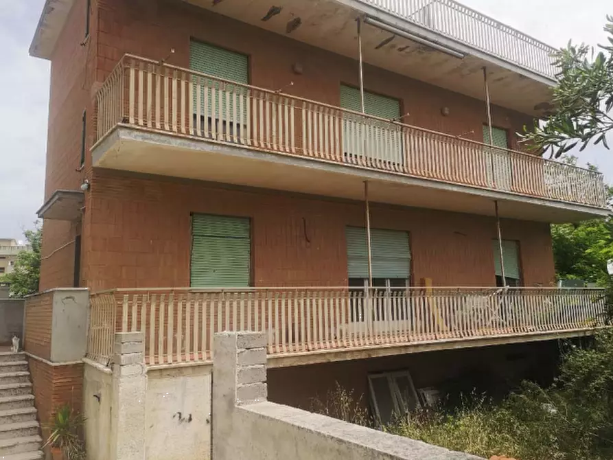appartamento in vendita ad Ardea in zona Marina di Ardea