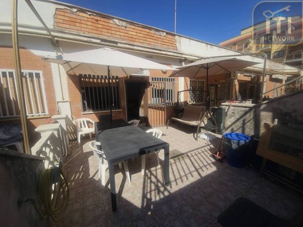 appartamento in vendita ad Ardea in zona Marina di Ardea