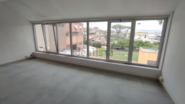 ufficio in vendita ad Ardea