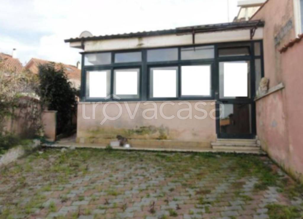 casa indipendente in vendita ad Ardea in zona Nuova Florida