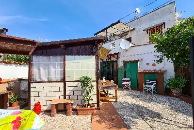 casa indipendente in vendita ad Ardea