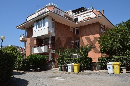 appartamento in vendita ad Ardea in zona Marina di Ardea