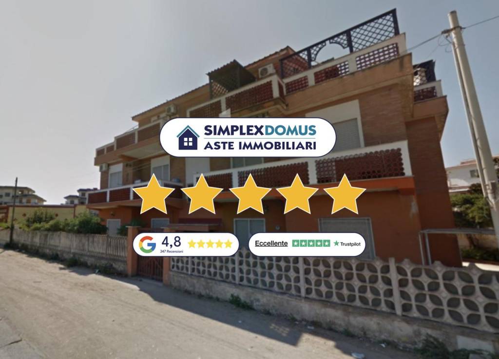 appartamento in vendita ad Ardea in zona Marina di Ardea
