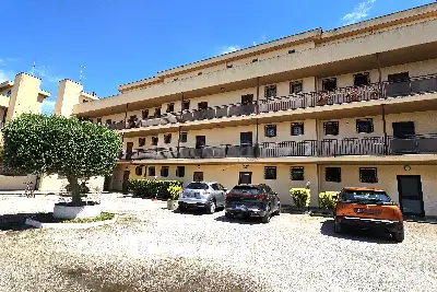 appartamento in vendita ad Ardea in zona Marina di Ardea