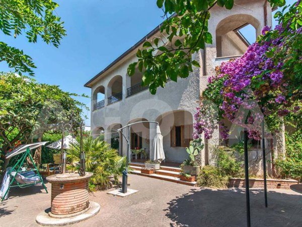 casa indipendente in vendita ad Ardea