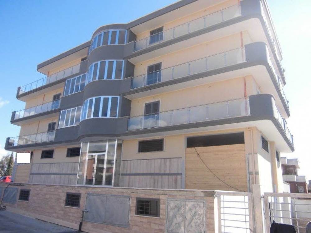 appartamento in vendita ad Ardea in zona Marina di Ardea