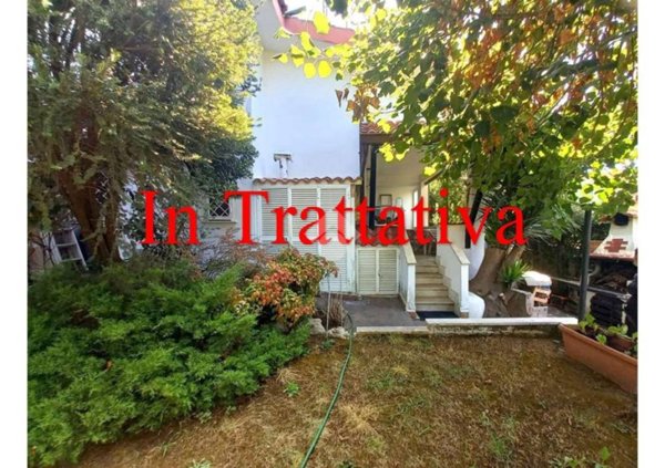 casa indipendente in vendita ad Ardea in zona Nuova Florida