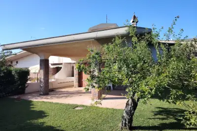 casa indipendente in vendita ad Ardea